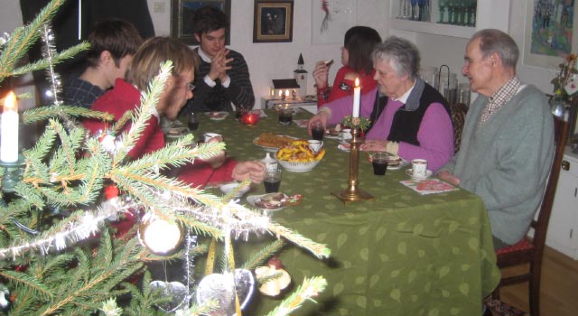 11-kaffe-pa-julafton-2008