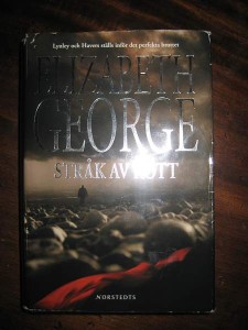 Elizabeth George Stråk av rött