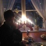CJ förser sig på Gudruns julfest 09