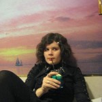 Lovisa och blå drink