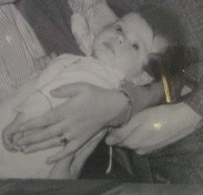 Närbild av baby Susanne