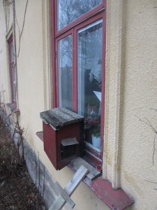 053