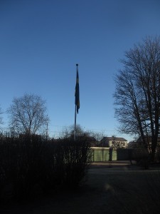 032