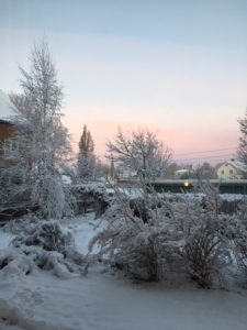 img_8341-rosa-himmel-och-vinter-i-december-pa-glasblasargarden-2016